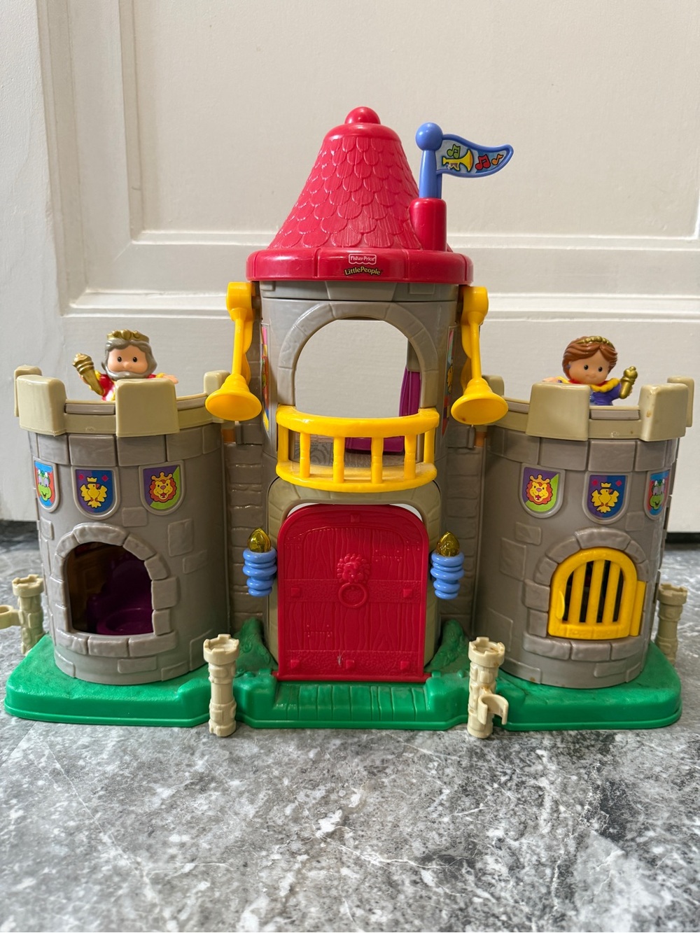 Vintage Fisher Price Little People Royal Castle set King Queen 2002 2003 sound